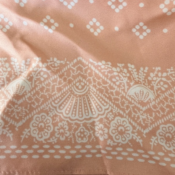 J. Crew Infinity Peach/Blush Silk Scarf | OS - Picture 4 of 4